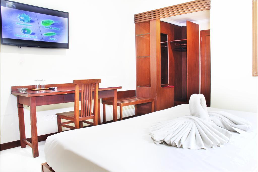 Paradiso Beach Inn Kuta Lombok Exteriör bild
