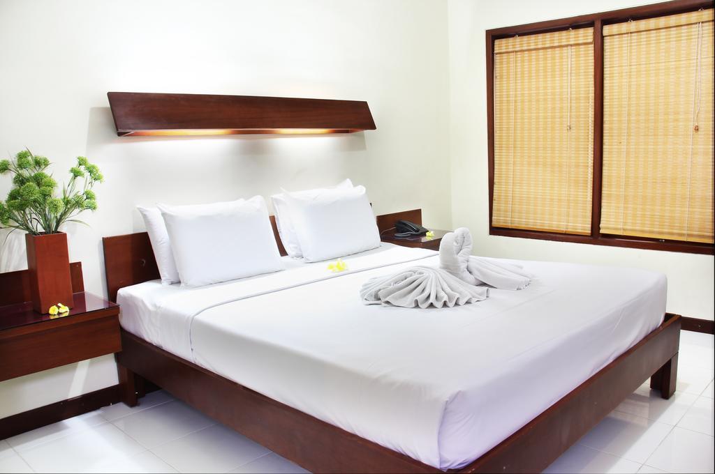 Paradiso Beach Inn Kuta Lombok Exteriör bild