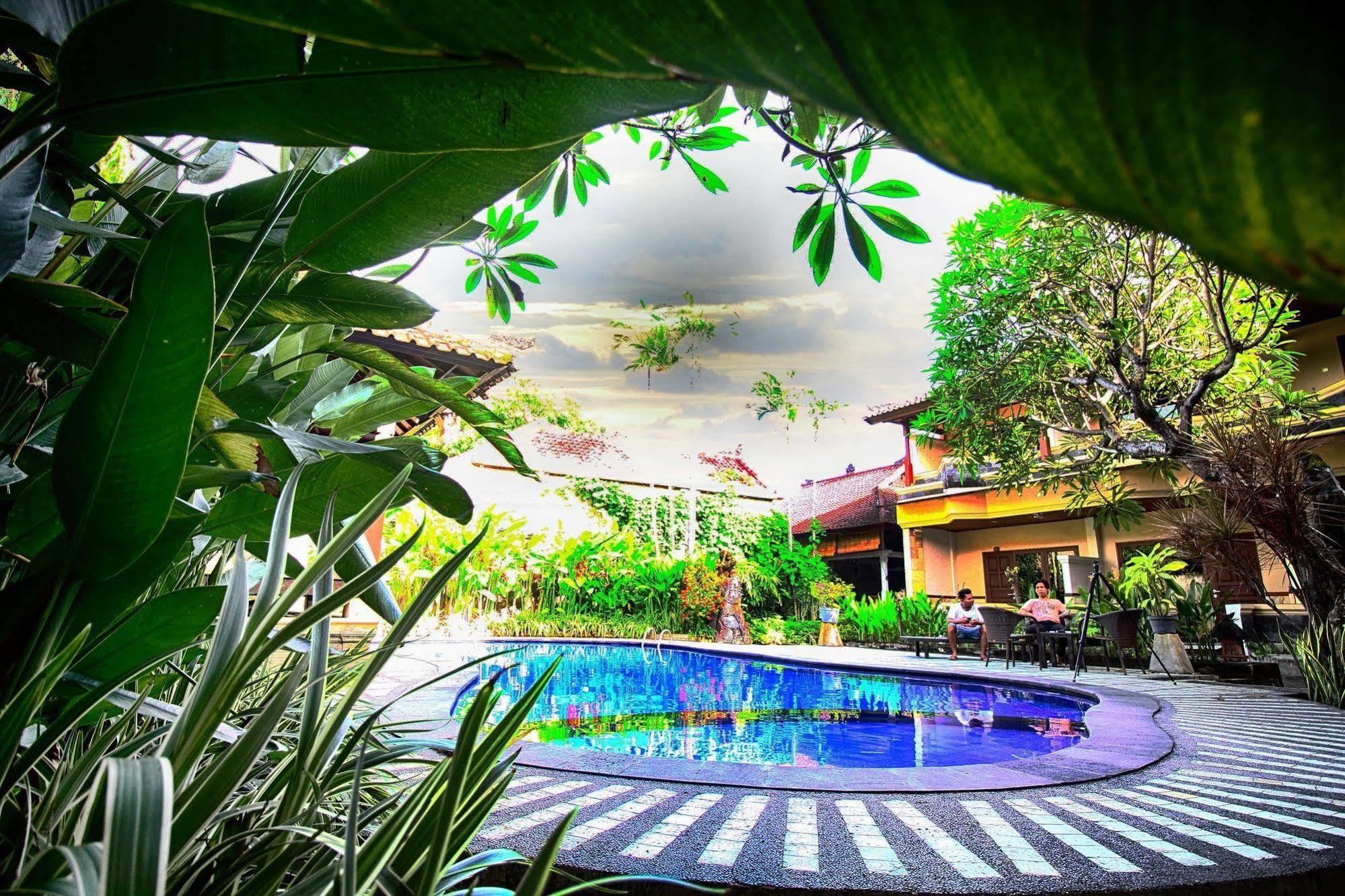 Paradiso Beach Inn Kuta Lombok Exteriör bild