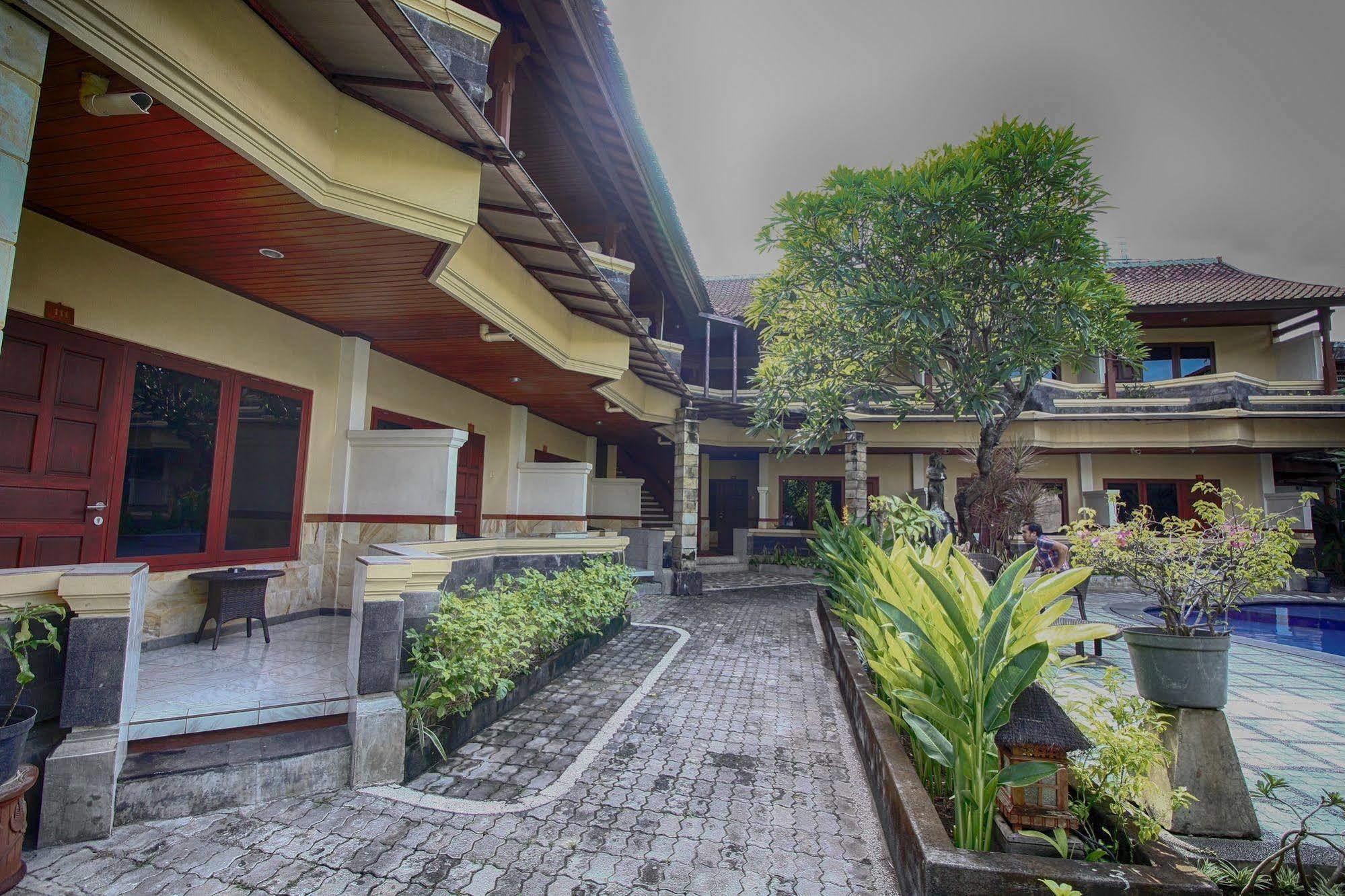 Paradiso Beach Inn Kuta Lombok Exteriör bild
